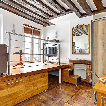 Appartamento Bnbnova - Charming Near Notre-dame & Marais Parigi