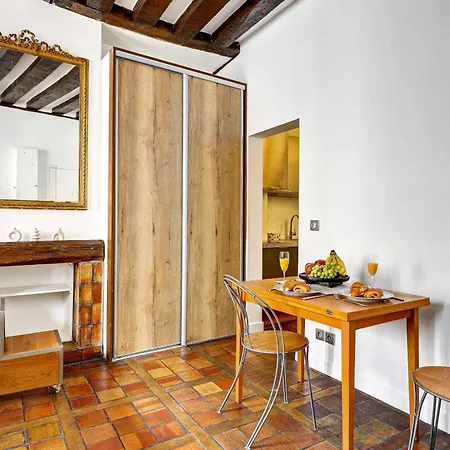 Bnbnova - Charming Near Notre-dame & Marais Appartamento