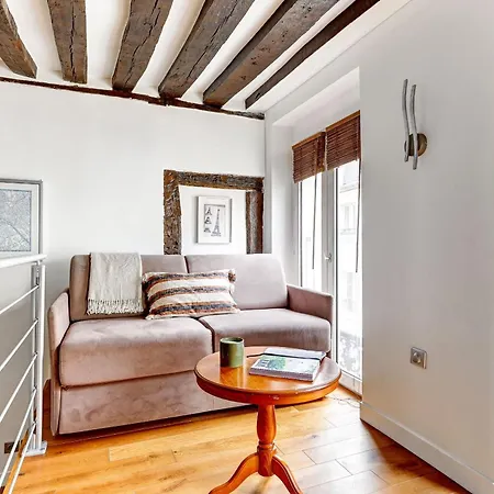 Bnbnova - Charming Near Notre-dame & Marais Párizs